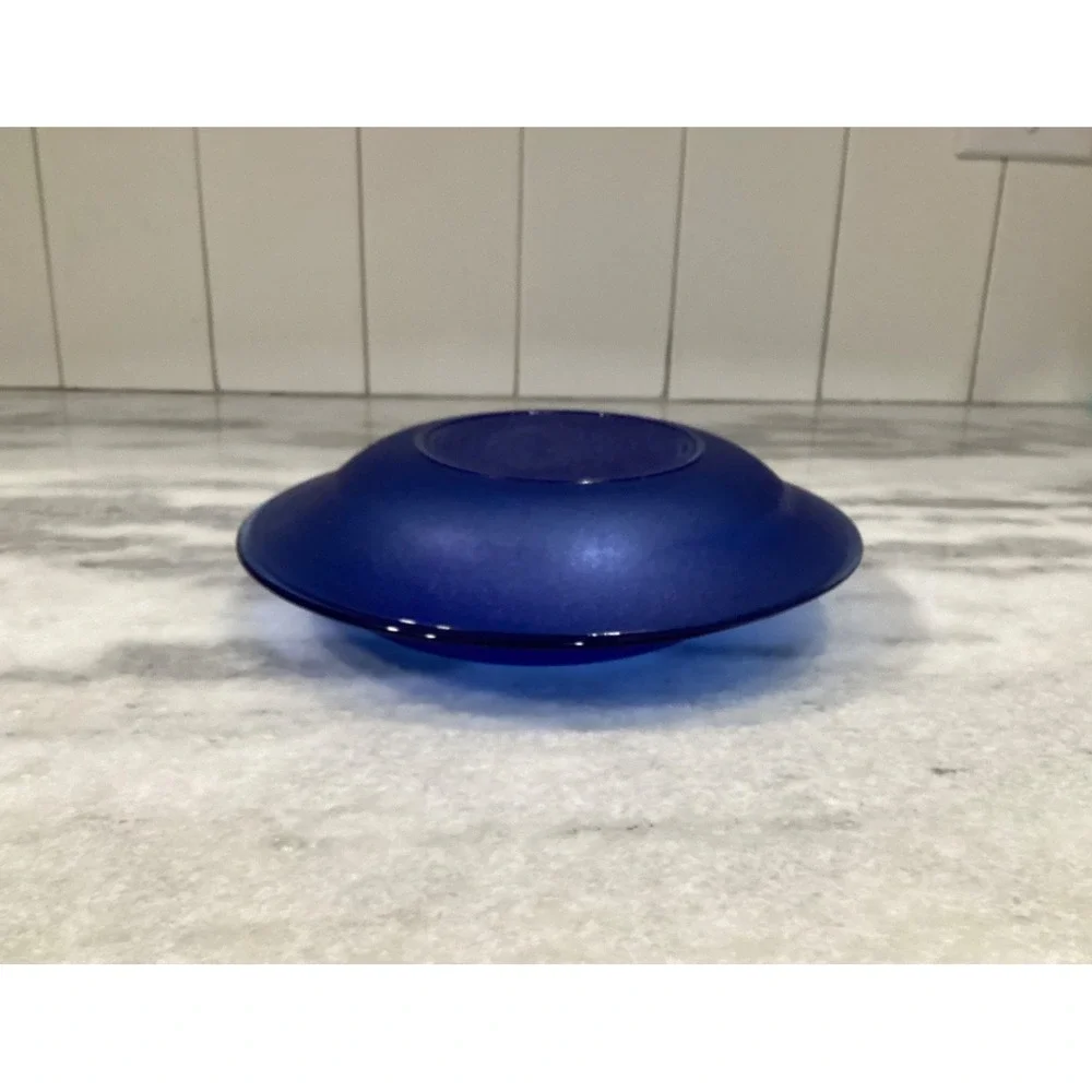 RESISTENTE BRAZIL Cobalt Blue Glass Pasta Bowls 8.75